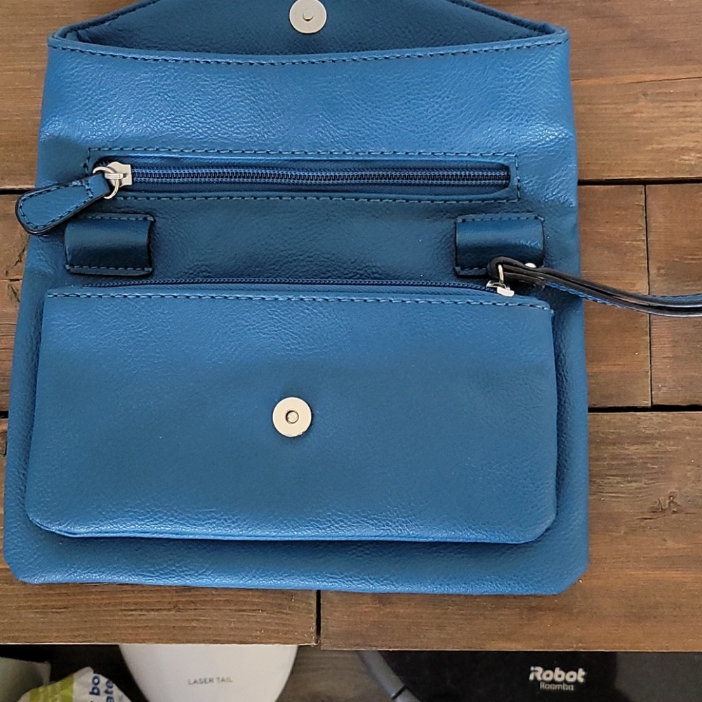 Nine west turquoise wristlet - Picture 3 of 6